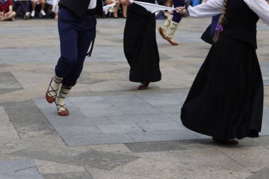 Bask halk dansı sergisi