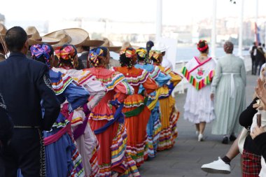 Sokaktaki Meksikalı müzisyenler