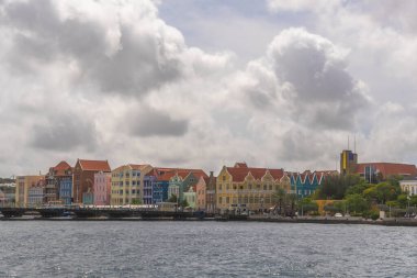 Willemstad - Curacao - Karayipler şehir merkezinin resimli görüntüsü