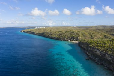 Karayip Denizi 'nin havadan deniz manzarası, Curacao