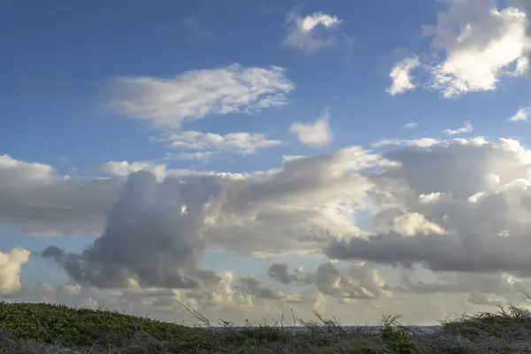 Fantastiskt Landskap Curacao Med Molnig Himmel — Stockfoto