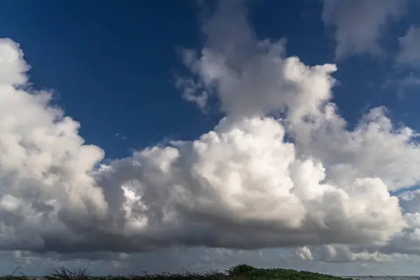 Geweldig Landschap Van Curacao Eiland Met Bewolkte Lucht — Stockfoto