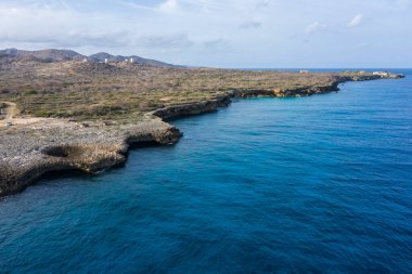 Karayip Denizi 'ndeki Curacao' nun güzel sahil manzarası.