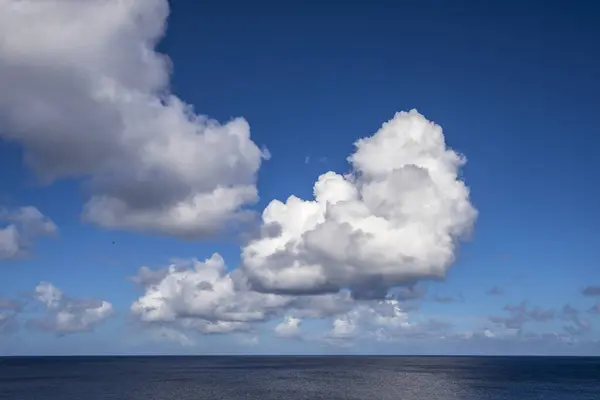Scenic Uitzicht Regenboog Wolken Het Caribisch Gebied — Stockfoto