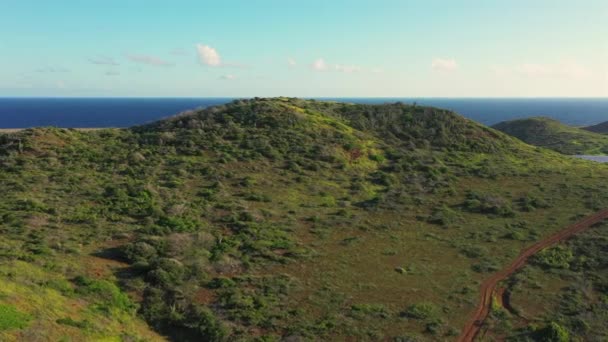 Okyanus Sahil Tepeler Göl Manzaralı Curacao Karayipler Üzerindeki Hava Manzarası — Stok video