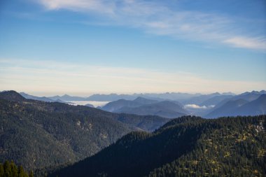 Alman Alplerinde sonbahar manzarası Garmisch-Partenkirchen, Bavyera