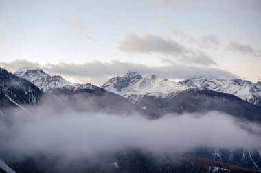 İsviçre Alpleri, Grisonlar, İsviçre 'de kış manzarası