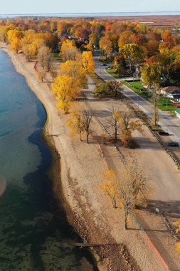 Türkiye Noktası, Ontario, Kanada 'nın sonbaharda aseryal dikey hali