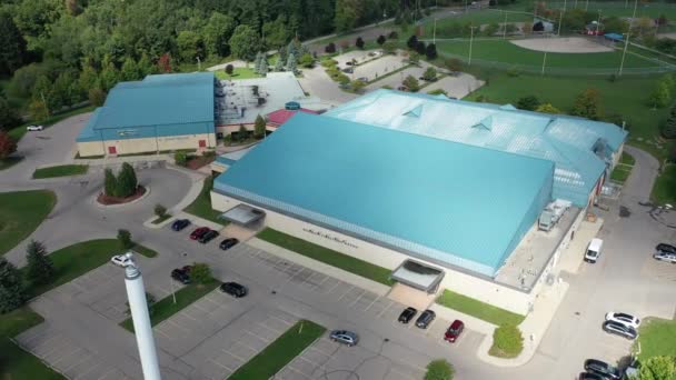 Ancaster Ontario Canada August 2022 Aerial Zoom Morgan Firestone Arena — Vídeos de Stock