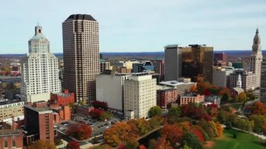 Hartford, Connecticut şehir merkezinin hava sahnesi, Birleşik Devletler 4K