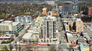 4K güzel bir günde Burlington, Ontario, Kanada 'nın havacılık panosu