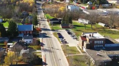 New Dundee, Ontario, Kanada 4K 'nin havadan hiperhız görüntüsü