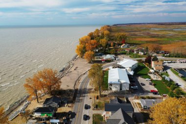 Long Point, Ontario, Kanada 'nın sonbaharda çekilmiş bir hava sahnesi