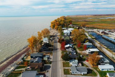 Sonbaharda Ontario, Kanada 'daki Long Point' in hava manzarası