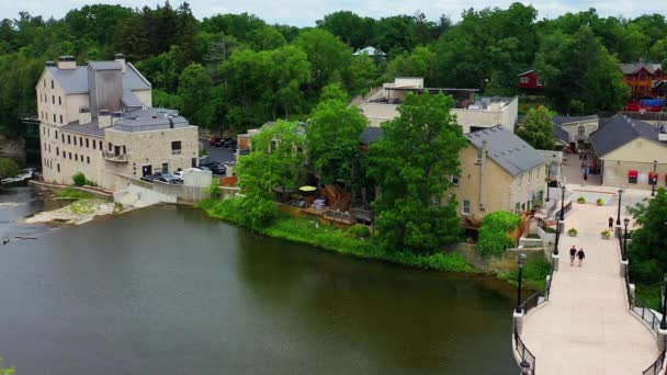 Aerial View Town Elora Ontario Canada River Gorge — Stockvideo