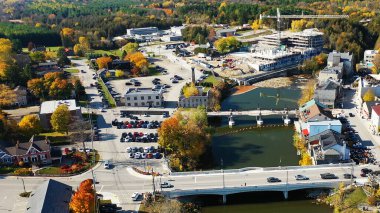 Elora, Ontario, Kanada sonbaharı.