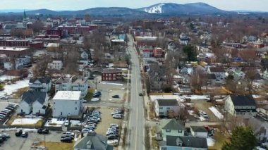 Pittsfield, Massachusetts 'in hava sahnesi, ABD 4K ilkbaharının başlarında