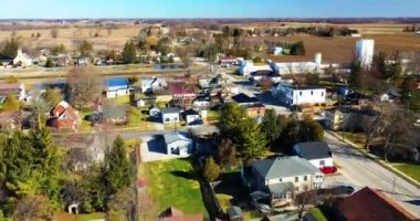 Princeton, Ontario, Kanada 'da 4K ilkbaharında hava hızında düşüş