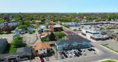 Thorold, Ontario, Kanada 'da hava hızının 4K ilkbaharının başında düşmesi