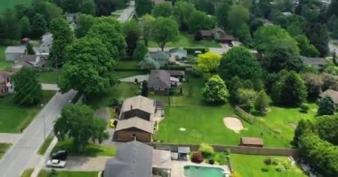 Sweaburg 'un hava sahnesi, Ontario, Kanada 4K