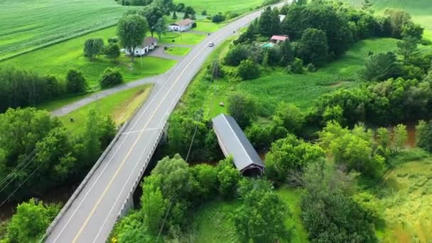 Pont Couvert Joseph Edouard Perrault Québec Canada — Video
