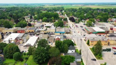 Exeter, Ontario, Kanada 4K 'nın hava görüntüsü