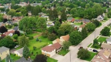 Exeter, Ontario, Kanada 4K 'nın hava hızlandırılmış görüntüsü