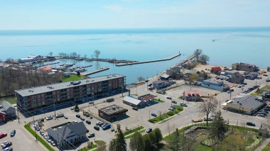 Kanada, Port Dover 'da göl kenarında bir hava manzarası.