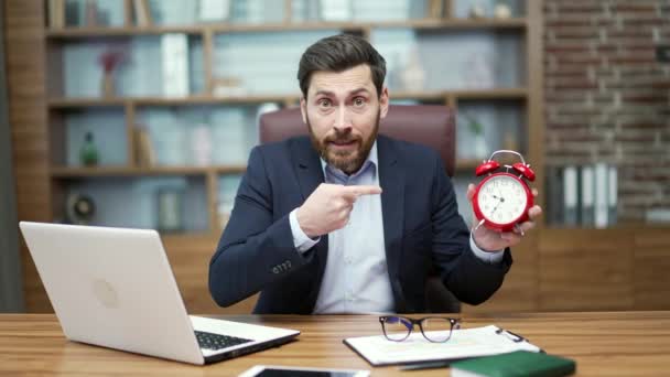 Nervous Displeased Bearded Mature Business Man Looking Camera Holding Hands — Vídeo de stock