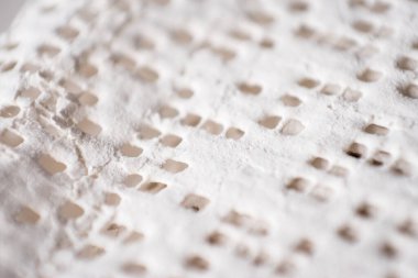 Mediküler sorun için beyaz alçıtaşı kapat