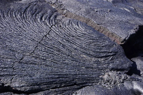 Detail Lávového Povrchu Tmavě Zbarvená Struktura Lávového Toku — Stock fotografie