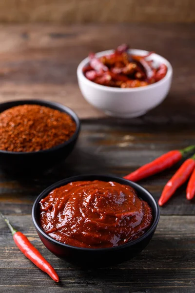 Gochujang Rote Chilipaste Würzig Süßes Fermentiertes Gewürz Koreanischen Lebensmitteln — Stockfoto