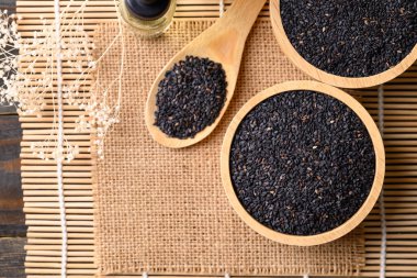 Kasede siyah susam tohumu, Asya mutfağında yemek malzemeleri, masa üstü manzarası.