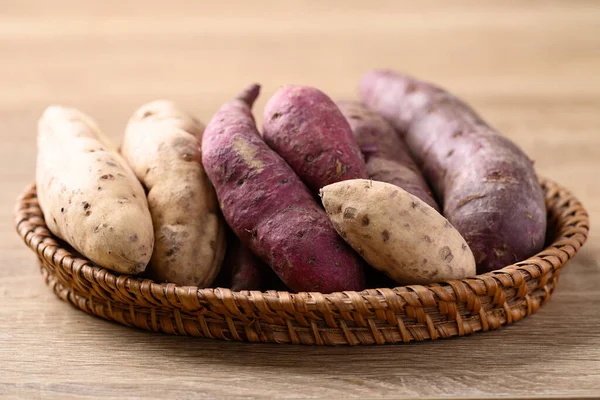 Organic Asian Sweet Potatoes Basket Wooden Background — Stock Photo, Image