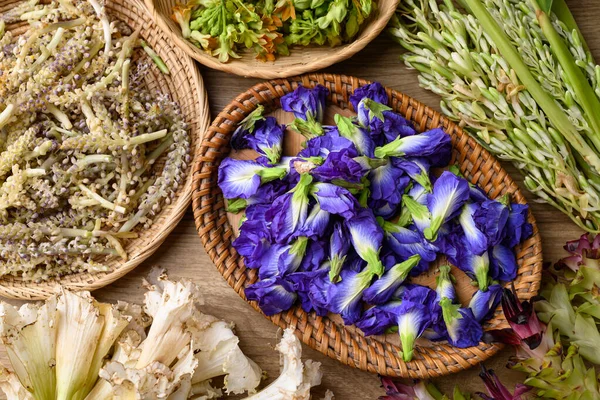 stock image Thai edible flowers from organic local farmers market in Northern of Thailand, Sustainability concept