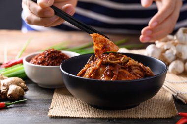 Kimçi lahanası, Kore ev yapımı meze.