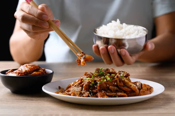 Repollo Kimchi Frito Coreano Con Cerdo Comiendo Con Kimchi Arroz — Foto de Stock