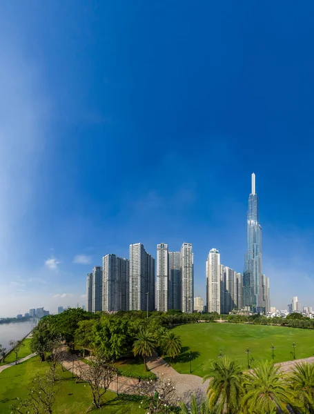 Morning View Sunny Green Trees Landmark Super Tall Skyscraper Development — Fotografia de Stock