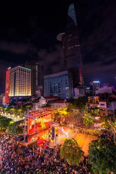 Chi Minh City Vietnam Sep 2022 Vibrant Crowded Scene Nguyen — Stock Photo, Image