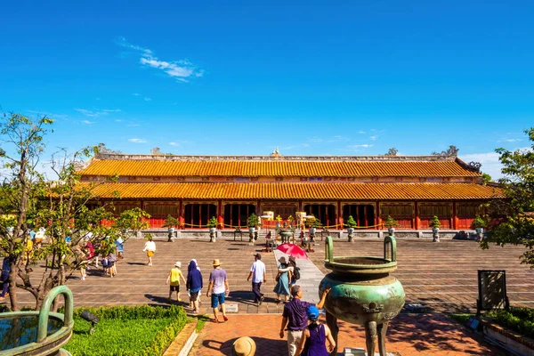 Hue City Vietnam Aug 2022 Tourists Traditional Activities Hue Citadel — Stock Photo, Image