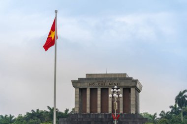 Hanoi, Vietnam - 08 Mayıs 2023: Hanoi, Vietnam 'da Vietnam' da Ho Chi Minh Anıtmezarı manzarası. Vietnam 'ın ünlü hedefi