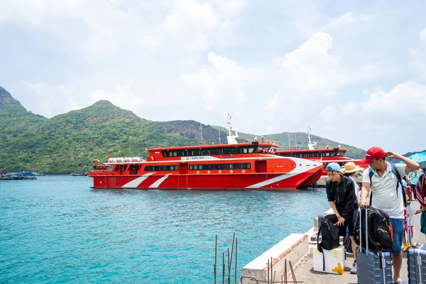 Con Dao Island Vietnam April 2023 View Catamaran Cruise Passengers — Stock Photo, Image