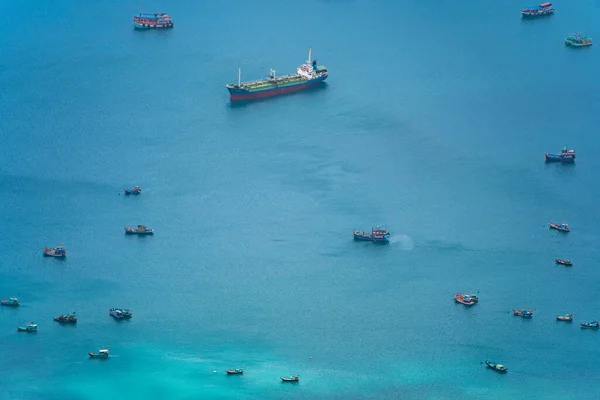 Вид Порт Бен Дам Острове Кон Дао Вьетнам Красивым Голубым — стоковое фото