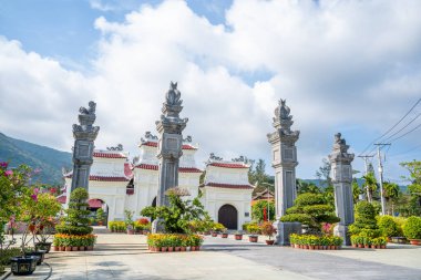 Con Dao Adası, Vietnam - 30 Nisan 2023 Hang Duong Mezarlığı. Vo Thi Sau 'nun mezarı, isyancılar ve Vietnam' daki Con Dao Adası hapishanelerinde ölen mahkumlar nerede?