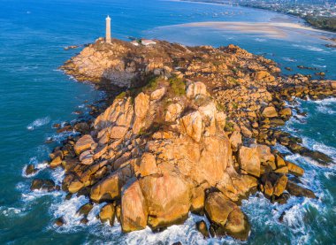 Mui Ne 'deki Ke Ga sahili, Phan Thiet, Binh Thuan, Vietnam. Ke Ga Pelerini ya da deniz feneri ziyaretçilerin en sevdiği yerdir. Seyahat kavramı.