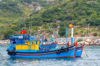 Vinh Hy körfezi manzaralı, Nui Chua ulusal parkı, Ninh Thuan bölgesi, Vietnam. Seyahat ve manzara konsepti