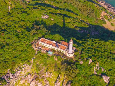 Dai Lanh Deniz Feneri Havalimanı, Phu Yen bölgesi. Burası anakarada güneş alan ilk yer olarak kabul edilir. Seyahat ve manzara konsepti