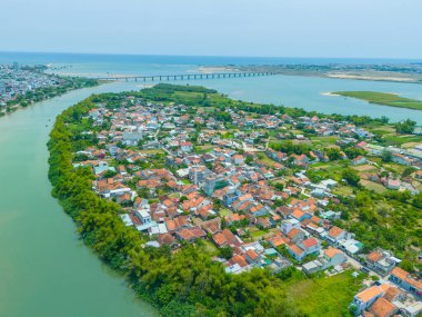 Tuy Hoa şehri, Phu Yen bölgesi, Vietnam. Burası turistlerin ve yerlilerin ilgisini çeken yeni bir yer. Seyahat ve manzara konsepti