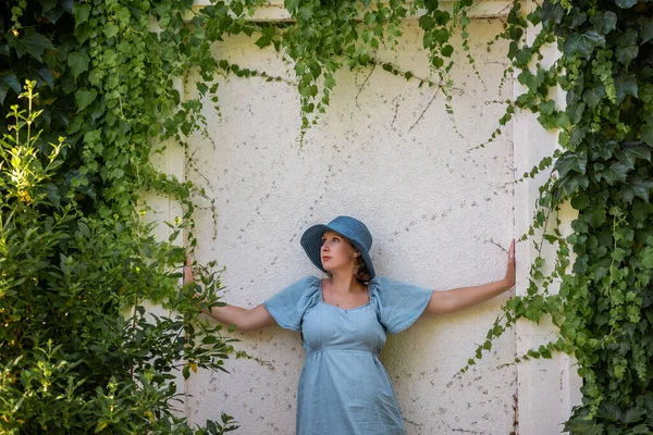 Portrait Middle Aged Pregnant Woman Denim Blue Dress Hat Future — Stockfoto