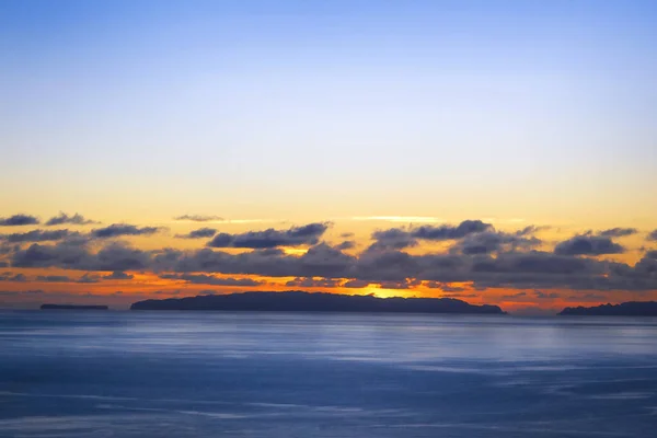 Захід Сонця Над Океаном Силует Островів Літній Час Настрій Прекрасний — стокове фото